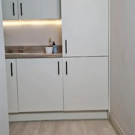 Charming 1-bed In Leeds *
