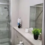 Charming 1-bed Sleeps 2 Parking Leeds (West Yorkshire)